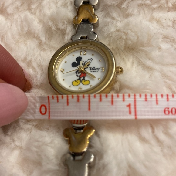 Disney Mickey silver and gold watch - Picture 5 of 8